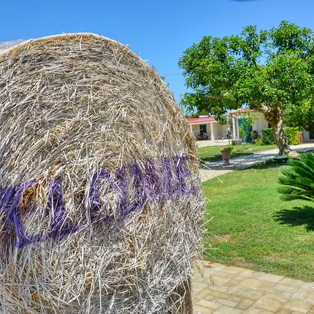 Tenuta Paifer Κατάλυμα σε φάρμα Οτράντο